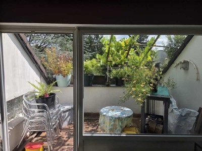 Exklusive 2-Raum-DG-Wohnung mit Balkon in Dortmund