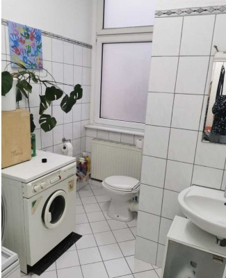 Modernisiertes 1-Zimmer-Apartment in Wiesbaden, 2. OG