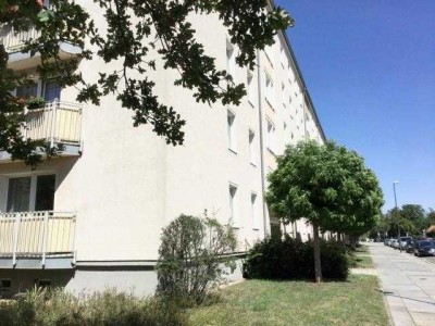 Eine 2 Raumwohnung wartet auf Sie - auch WG geeignet!