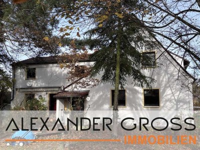 DHH mit großem Grundstück in Röthenbach an der Pegnitz