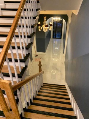 Stadtgarten - Exklusiv 2,5 Zi. - EBK, KDB, Fußbodenh., Balkon, Regendusche, Vinyl, Videogegenspr.