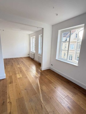 Von Privat Exklusives Wohnjuwel am alten Schützenhof – ca 95m² Denkmalschutz Klassiker