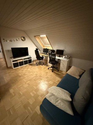 Attraktive Dachgeschosswohnung in Tübingen, 45 m², 2 Zimmer.