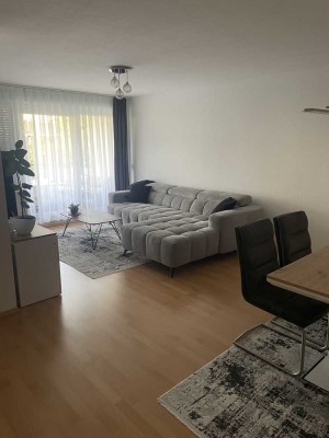 TOP! 3 Zi-Whg, EBK, Balkon, Bad mit Dusche und Wanne