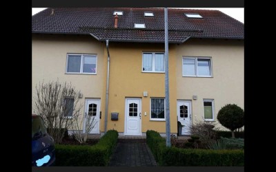 Sehr schöne 4-Zimmer-Maisonette-Wohnung mit Balkon und Garten in Nordhausen