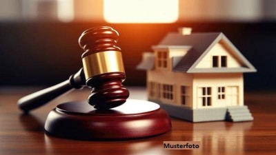 Bestandsgebäude mit Nebengebäude