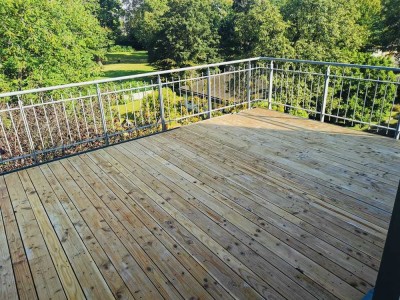 Wunderschöne Dachgeschossmaisonette mit großer Terrasse und Blick in den Bayerpark