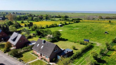 Großzügiges Ein-/Zweifamilienhaus in ruhiger Lage