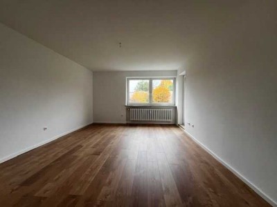 Familienfreundliche 3 ZKB mit Loggia in Augsburg/Hochzoll Süd zu vermieten