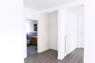 Erstbezug in Bestlage: Stilvoll modernisierte 2-Zimmerwohnung mit großem Südwest-Balkon!
