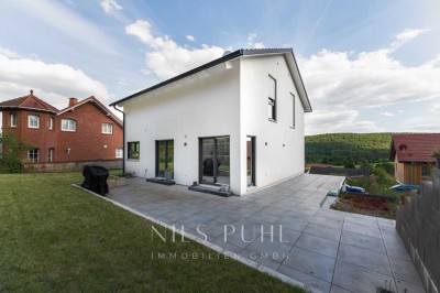 Modernes Einfamilienhaus mit Garten, Garage, Blick u.v.m. in ruhiger Lage