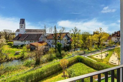 Wohnen an der Würm: 4-Zimmer-Traum im Herzen von Gauting mit einzigartigem Ausblick