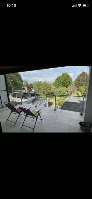 Großzügige 5,5-Raum-Wohnung mit Balkon und Einbauküche in Alsdorf-Hoengen