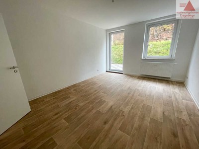 Erstbezug! 2-Raum-Wohnung mit Panoramablick und Terrasse in Bad Schlema