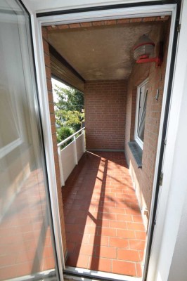 3-Zi.-Whg. mit überdachtem Süd-Balkon und Garage