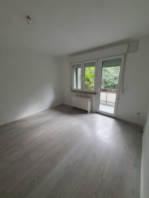 Schöne 2-Zimmer-Wohnung mit Balkon in Kassel – Ideal für Berufstätige und Studenten!