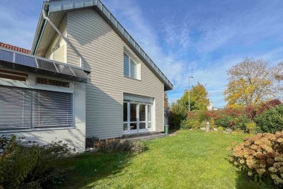 Großzügiges Familiendomizil mit Potenzial für zwei Wohneinheiten und herrlichem Garten