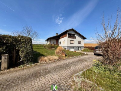 Tolles Haus mit großem, teilbaren Grundstück!