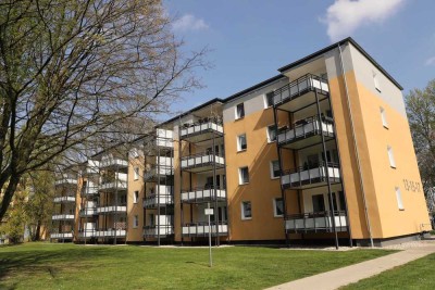 Frisch saniertes Wohnglück mit XXL-Balkon