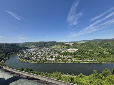 Ehemaliges Bauern- und Winzerhaus mit einem der schönsten Ausblicke auf die Mosel!