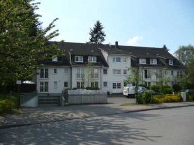 PROVISIONSFREI - Wedel 1 Zi. Whg. m. Terrasse, Garten und Tiefgarage