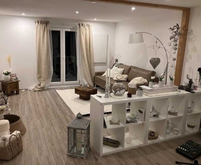 Stilvolle 2,5-Zimmer Wohnung mit Dachterrasse, Stellplatz und Einbauküche in Horb am Neckar