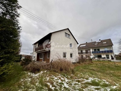 Einfamilienhaus in Südlage mit getrennten Stockwerken in Kissing, großes Grundstück, 4 Stellplätze