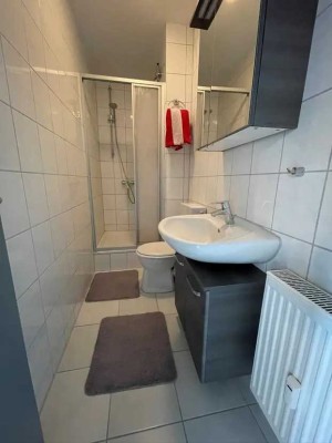 Geschmackvolle, neuwertige 1-Zimmer-Loft-Wohnung mit Balkon und Einbauküche in Frankfurt am Main