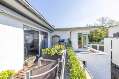 Moderne Penthouse-Wohnung mit Dachterrasse, EBK