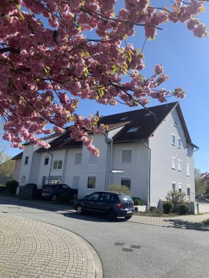 Ihr neues Zuhause mit Gartenidylle und modernem Komfort!