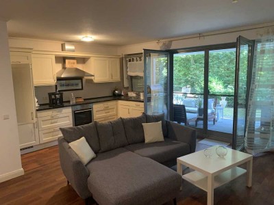 Geschmackvolle 3-Zimmer-Terrassenwohnung mit gehobener Innenausstattung und EBK in Tamm