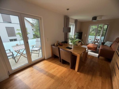 Geschmackvolle, neuwertige 3-Zimmer-Wohnung mit geh. Innenausstattung mit Balkon und EBK