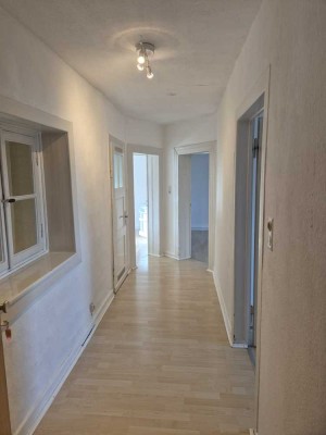 2-Zimmer Dachgeschosswohnung in Bochum-Altenbochum