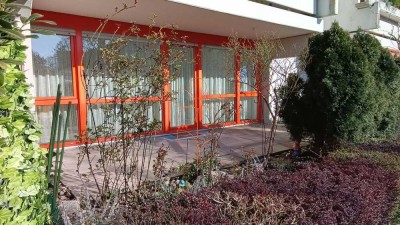 Maklerfreie -  3-Zimmer-Erdgeschosswohnung mit Terrasse in Unterhaching