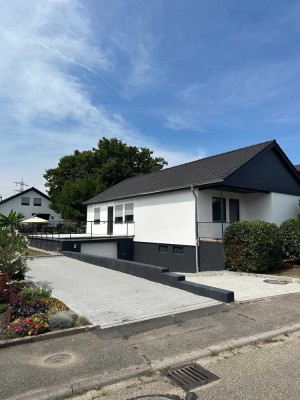Charmantes Einfamilienhaus mit Garten und großer Terrasse in zentraler Lage in Bühl-Vimbuch
