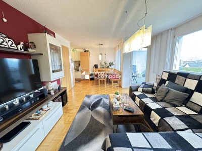 4-Zimmer-Maisonette-Wohnung auf zwei Etagen (1. OG + DG) in Frastanz, modernes, tolles Badezimmer, 2 sehr gut beleuchtete Tiefgaragenplätze, einmaliger Ausblick vom Balkon auf die umliegende Bergwelt.