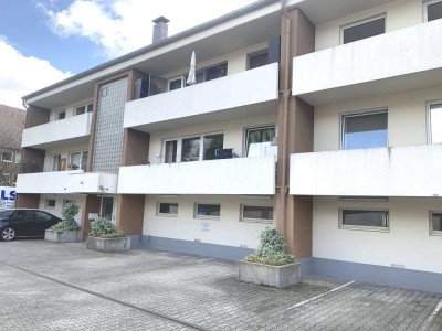 Helle 2 Zimmerwohnung Dachgeschosswohnung in ruhiger Lage