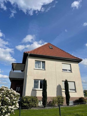 Schöne ruhige 3,5 Zimmer Wohnung mit Garten