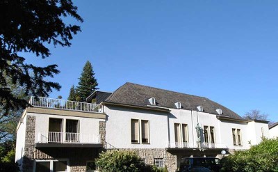 Großes, luxuriöses Penthouse im Stadtparkviertel mit 2 gr. Terrassen !