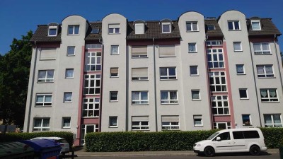 Schöne 2-Zimmerwohnung mit Balkon und Abendsonne in Dresden Cotta