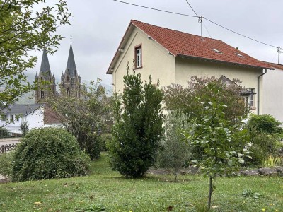 Haus für die Familie, Garten, Terrasse, Viele Zimmer - Gepflegt und solide!
