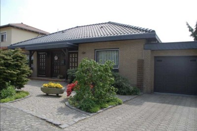 Große Wohnung mit Garten