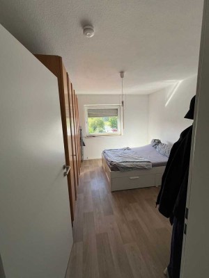 Freundliche und gepflegte 3-Zimmer-Wohnung mit Balkon und Einbauküche