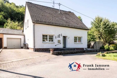 Einfamilienhaus mit Garage in Mürlenbach - Heizung aus 2018 - 3 Schlafzimmer - Garten und Terrasse