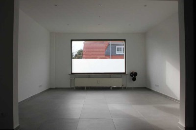 DIREKT EINZIEHEN UND WOHLFÜHLEN
MODERNISIERTE WOHNUNG IM BEGEHRTEN MÖRSE