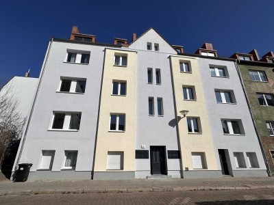 Frisch sanierte 4-Raumwohnung mit Balkon und Fußbodenheizung!