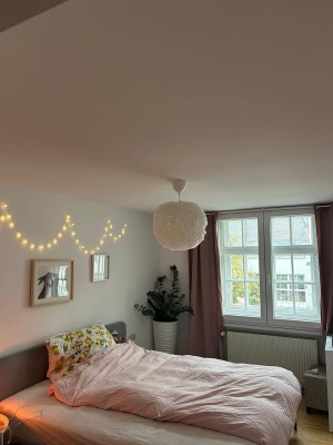 NACHMIETER ANZEIGE: Wunderschöne, helle Zwei-Zimmer-Wohnung im Herzen von Dornbirn – zentral gelegen und perfekt für Singles oder Paare.