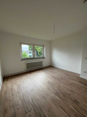 Neues Zuhause gesucht? 2 Zimmer mit guter Aufteilung & Balkon