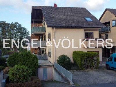 Kapitalanleger aufgepasst; 2 Zimmerwohnung mit Balkon und Garage