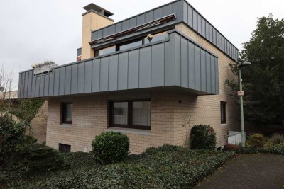 Einfamilienhaus in begehrter Lage "Auf der Hill" | Großzügiges Wohnen mit tollem Ausblick"